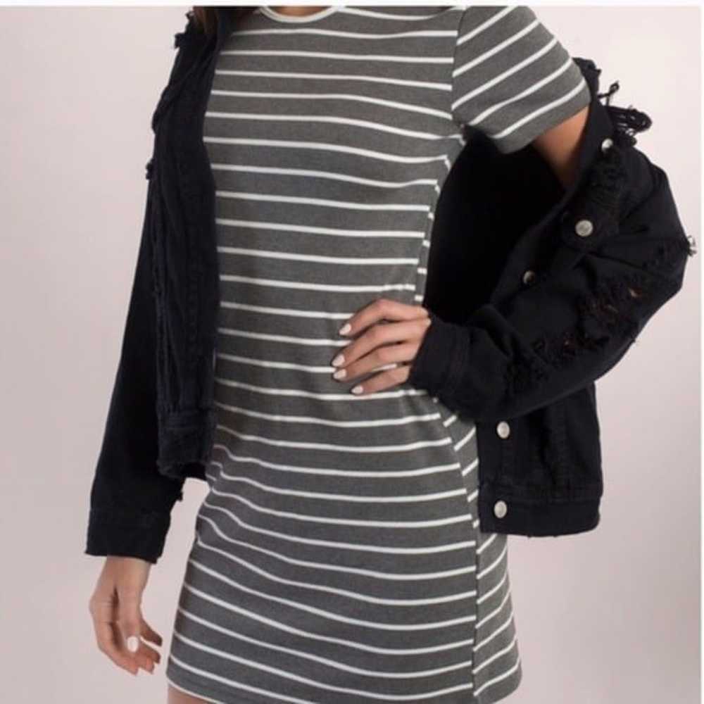 Tobi Striped Ringer T Shirt Dress‎ Small Gray Whi… - image 12