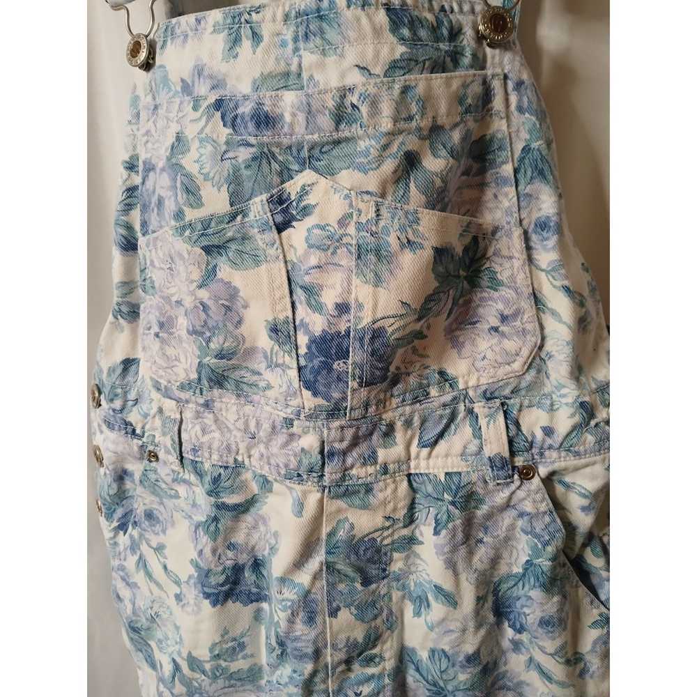 Vintage Squeeze Jeans Overall Shorts White Blue F… - image 7