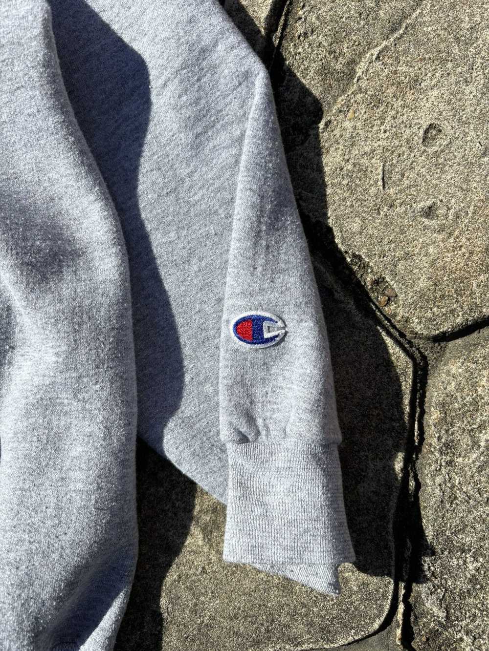 Champion × Streetwear × Vintage Y2K Champion Casu… - image 5