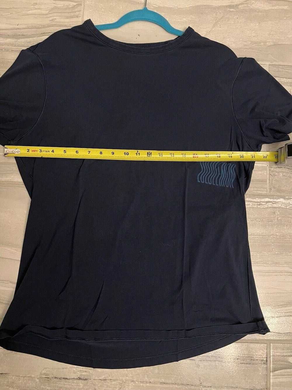 Designer Lululemon Men’s Tshirt - image 6