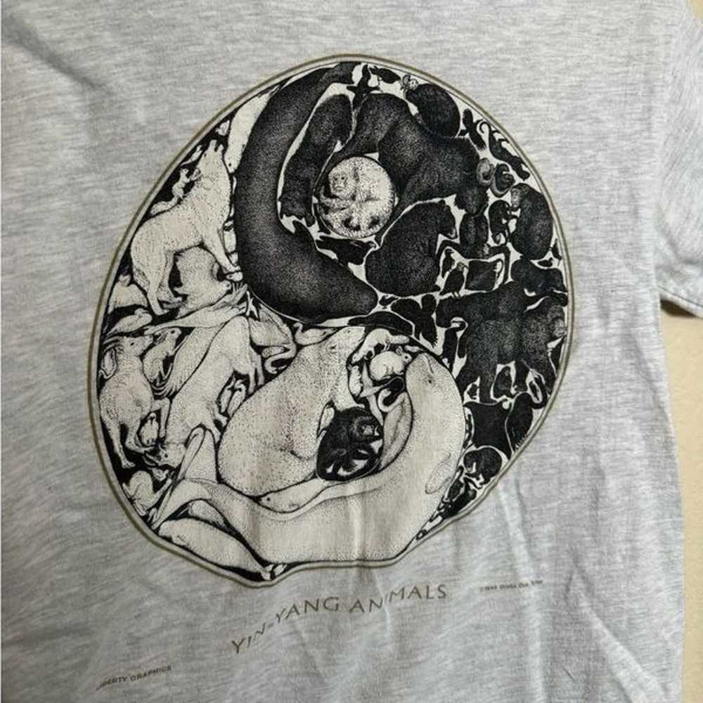 Vintage 90s Yin-Yang Animal Graphic Tee Shirt Sz … - image 2