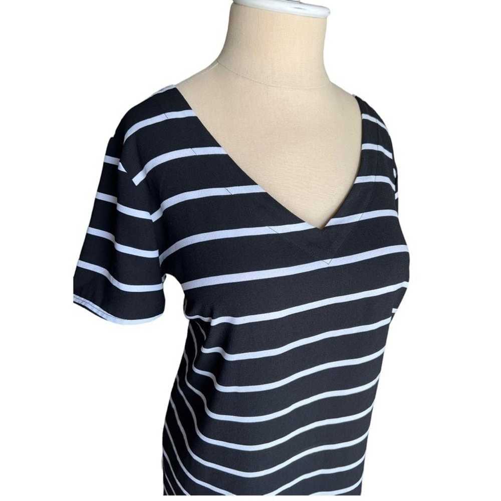 Apt. 9 Black & White Striped Short Sleeve V Neck … - image 6