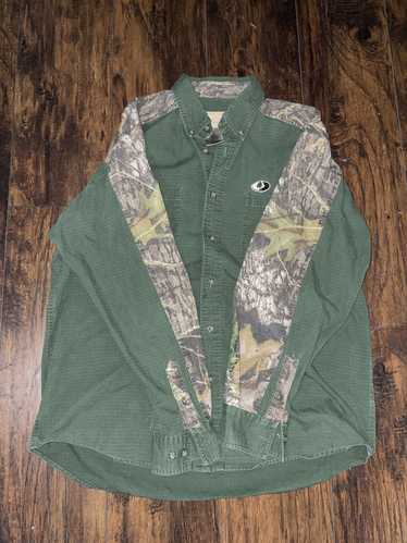 Mossy Oaks Vintage Mossy Oak Long Sleeve Button Up