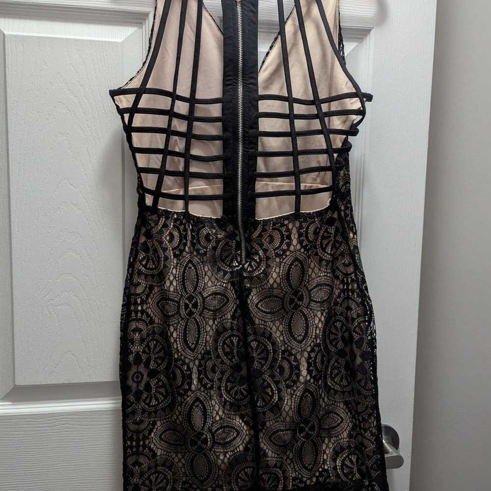 Women's dress- lace, black, beige- size large- ne… - image 5