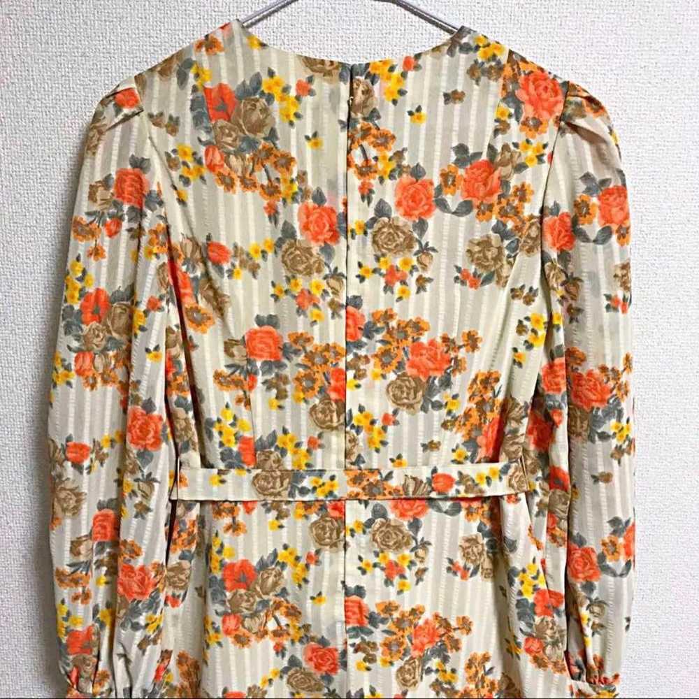 1970s Retro Floral Dress - image 4