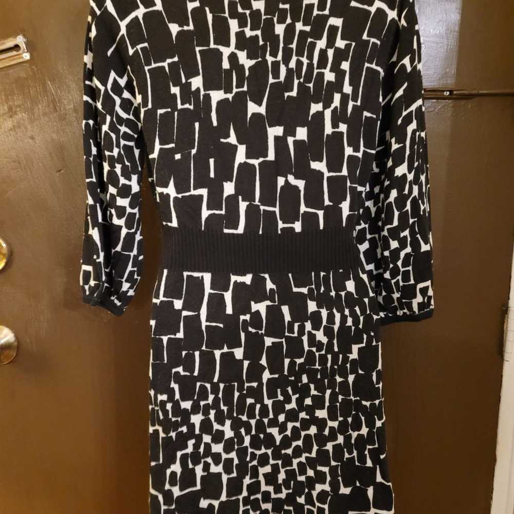 White House Black Market Dress Medium - image 2