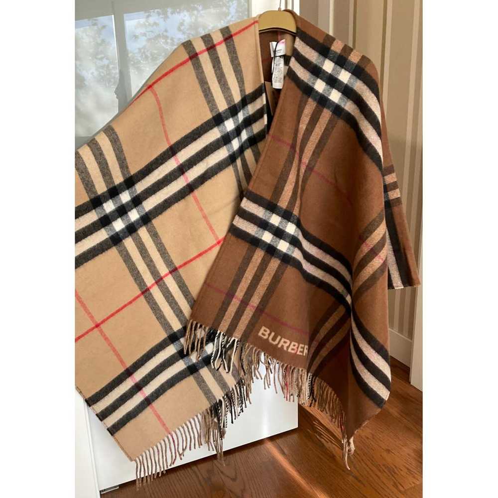 Burberry Cashmere poncho - image 10