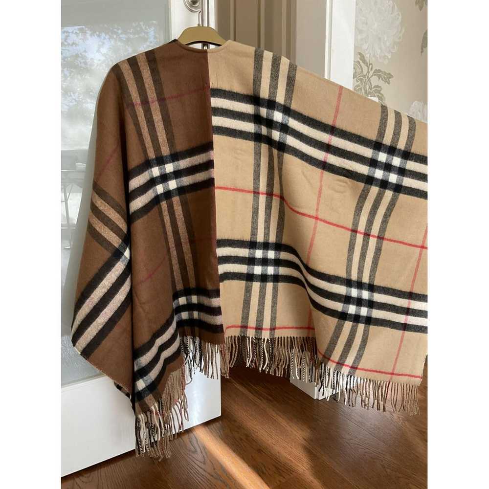 Burberry Cashmere poncho - image 12