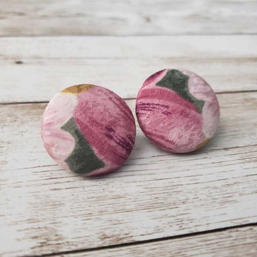 Vintage Clip On Earrings Pink Floral Fabric Circle - image 2