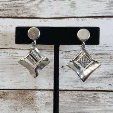 Vintage Screw On Earrings - Unusual Silver Tone D… - image 1