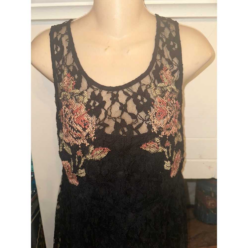 FREE PEOPLE BLACK LACE EMBROIDERED HIGH LOW SEXY … - image 3