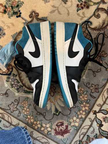 Nike Air Jordan 1 Low SE 'Laser Blue'