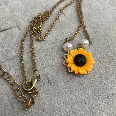 Sunflower flower necklace