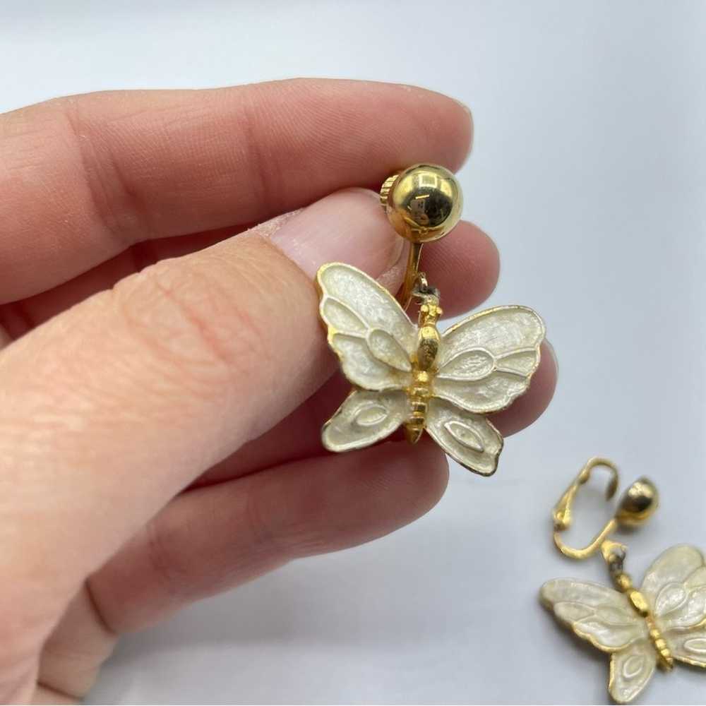 Vintage Gold Tone White Cloisonné Butterfly Earri… - image 2