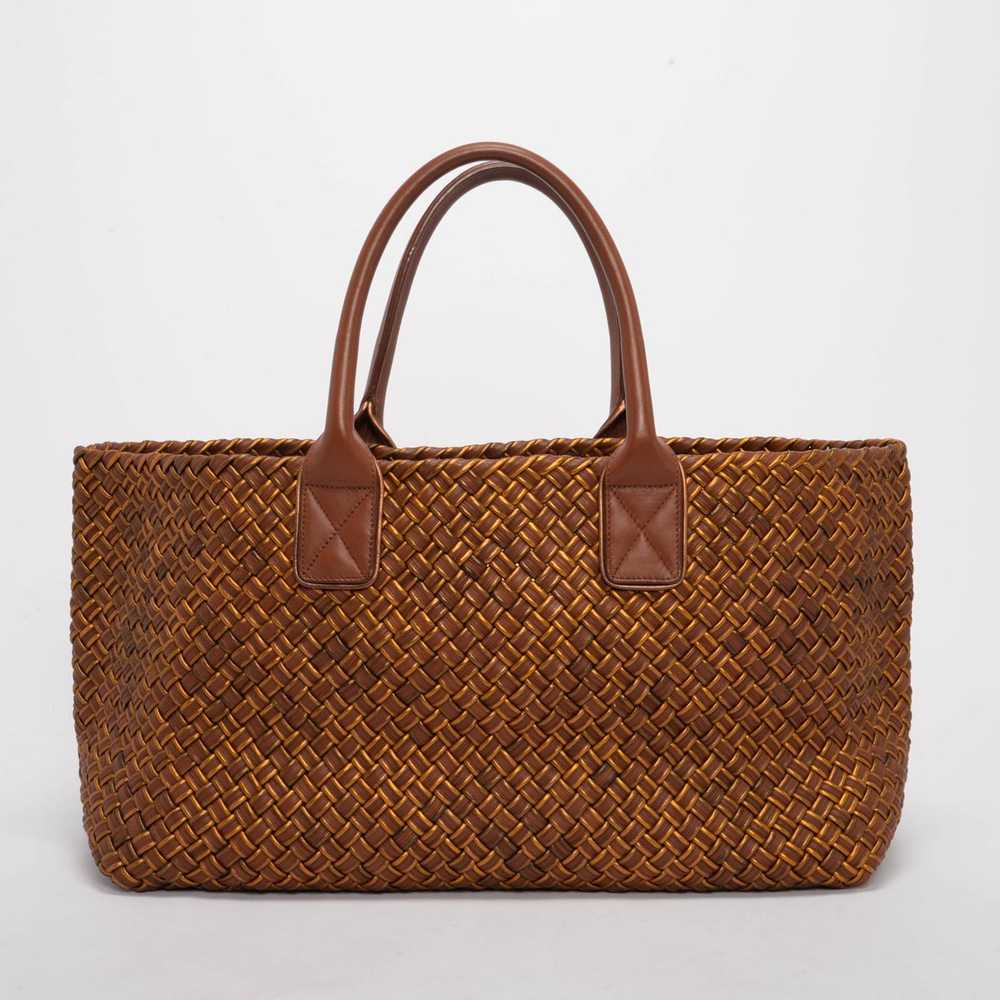 Bottega Veneta Bronze Intrecciato Medium Cabat To… - image 4