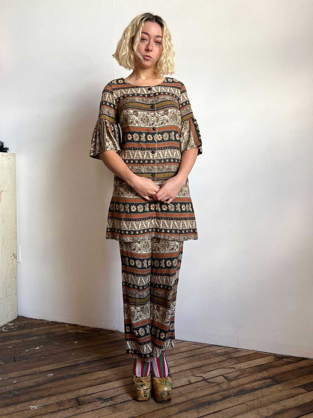 Vintage 1960's Two Piece Hippie Set - image 1