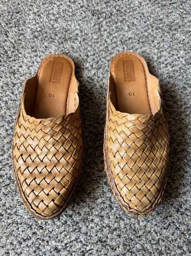 Mohinders Woven slide (10) | Used, Secondhand, Res