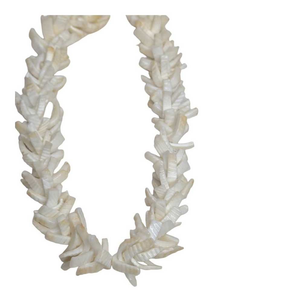 Chunky White Puka Shell Hawaiian Lei 16in Necklac… - image 5