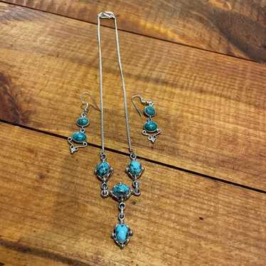 Turquoise necklace and earrings