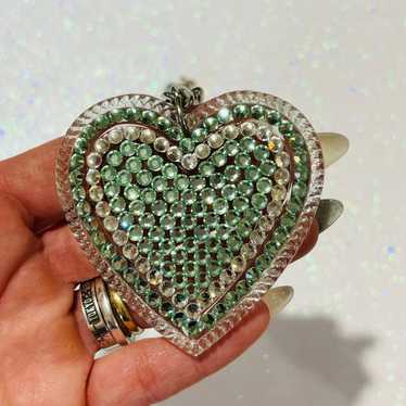 Tarina Tarantino Big Love pastel green heart neckl