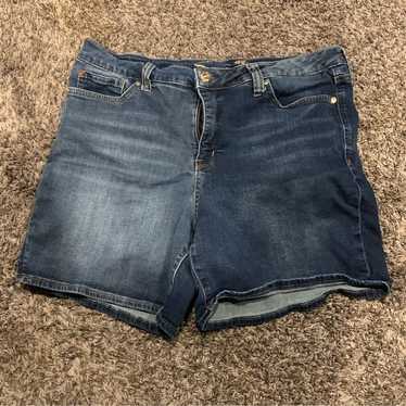 Seven 7 Women’s Seven 7 Jean Shorts - image 1