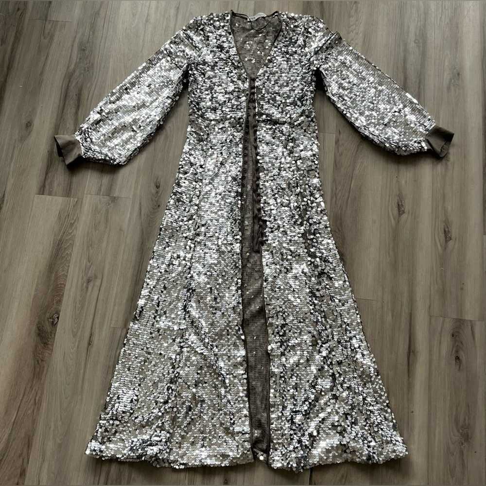 Zara Medium Bloggers Fav Silver Sequin Party Kimo… - image 5