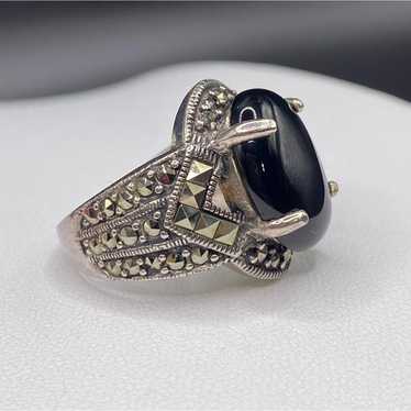 Beautiful vintage onyx marcasite ring