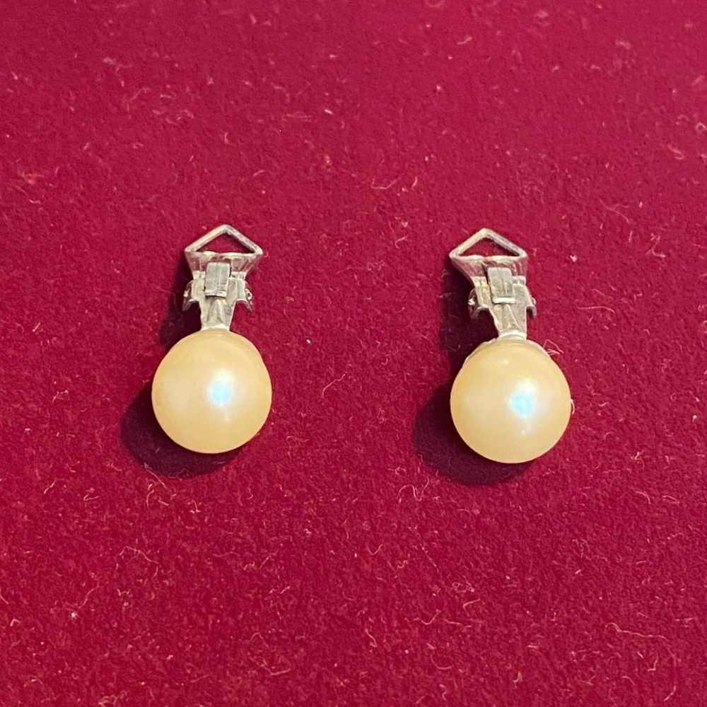 Vtg 1970’s Silver Clip-on Pearl Earrings - image 2