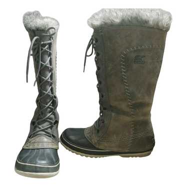 Sorel Leather snow boots