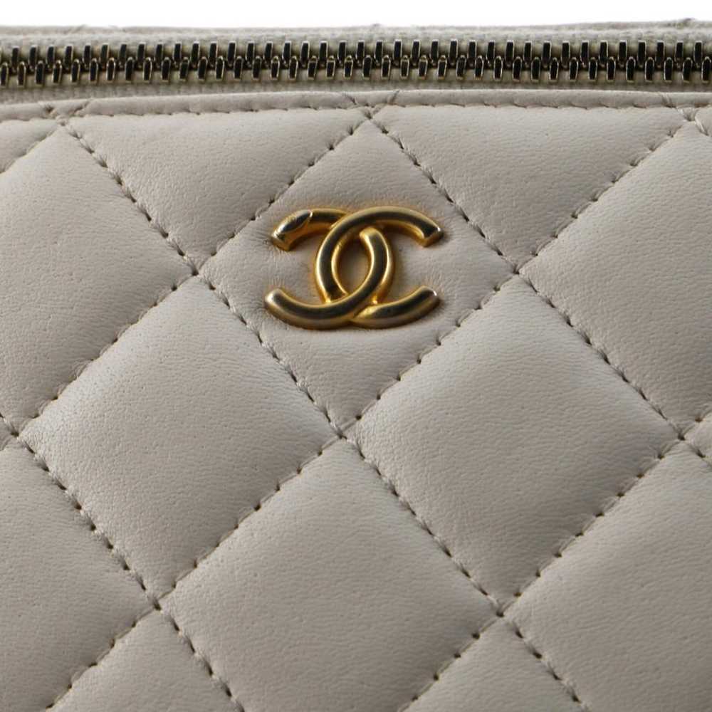 Chanel Leather clutch bag - image 8