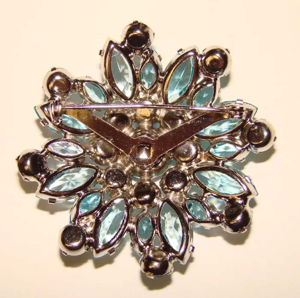 Fabulous AQUA BLUE & AURORA Vintage Rhinestone Br… - image 2