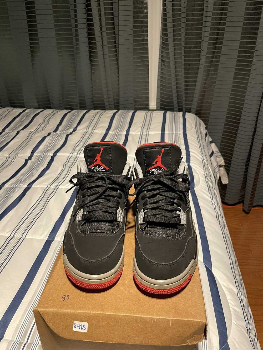 Jordan Brand × Nike Air Jordan bred 4 2018 8.5 - image 2