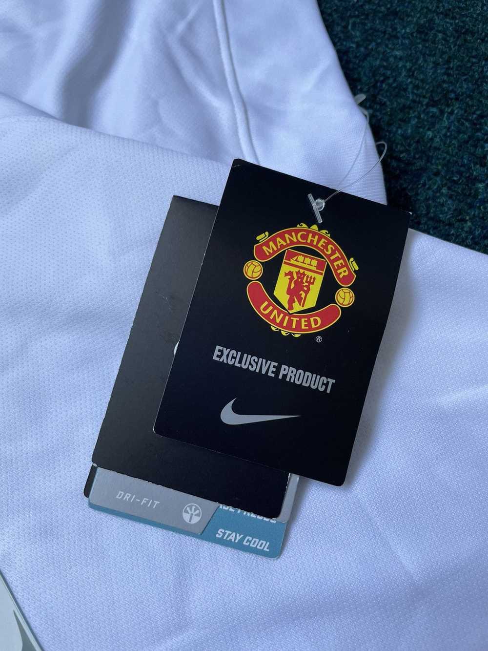 Jersey × Manchester United × Rare MANCHESTER UNIT… - image 8