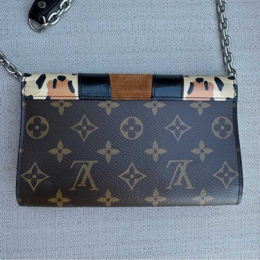 Louis Vuitton Twist leather crossbody bag - image 6