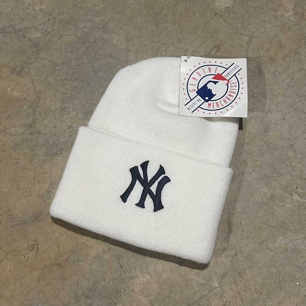 MLB × New York Yankees × Vintage Deadstock Vintag… - image 2