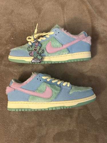 Girls Dont Cry × Nike Verdy Visty SB Dunk Low