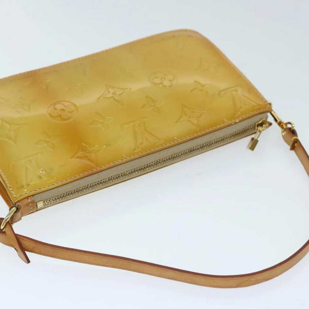 Louis Vuitton Lexington patent leather clutch bag - image 4