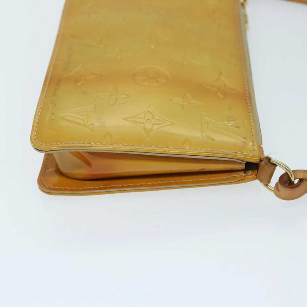 Louis Vuitton Lexington patent leather clutch bag - image 9