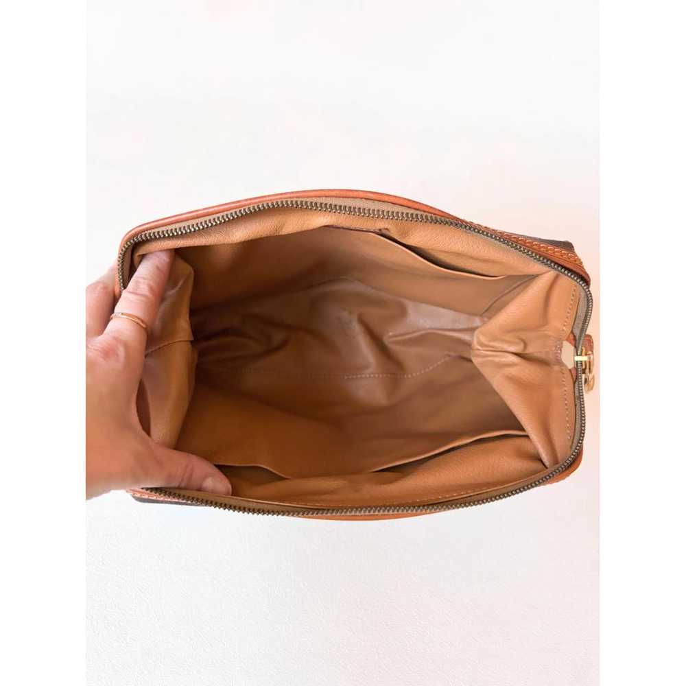 Celine Triomphe leather clutch bag - image 8