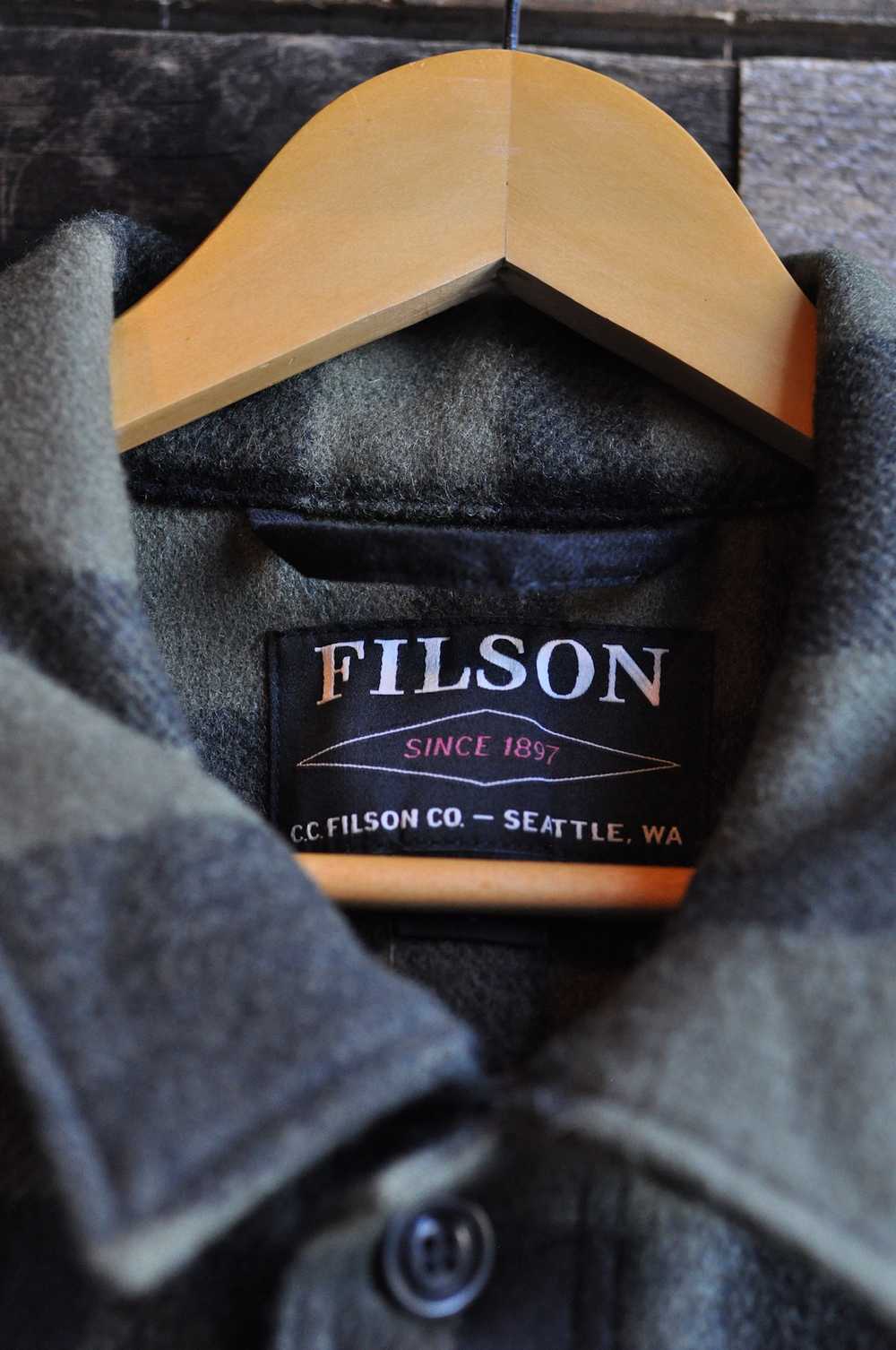 Filson Green & Black Plaid Mackinaw Cruiser Jacke… - image 2