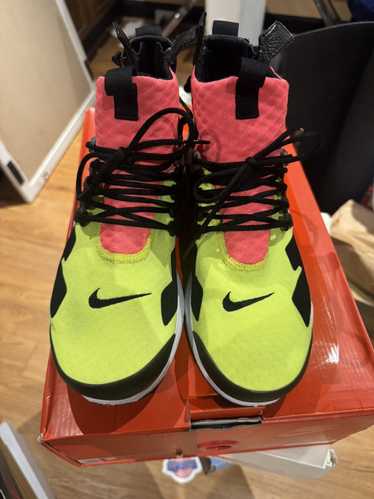 Acronym × Nike AIR PRESTO MID ACRONYM VOLT