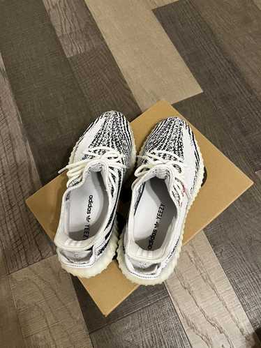 Adidas × Yeezy Talk Worldwide Yeezy boost 350