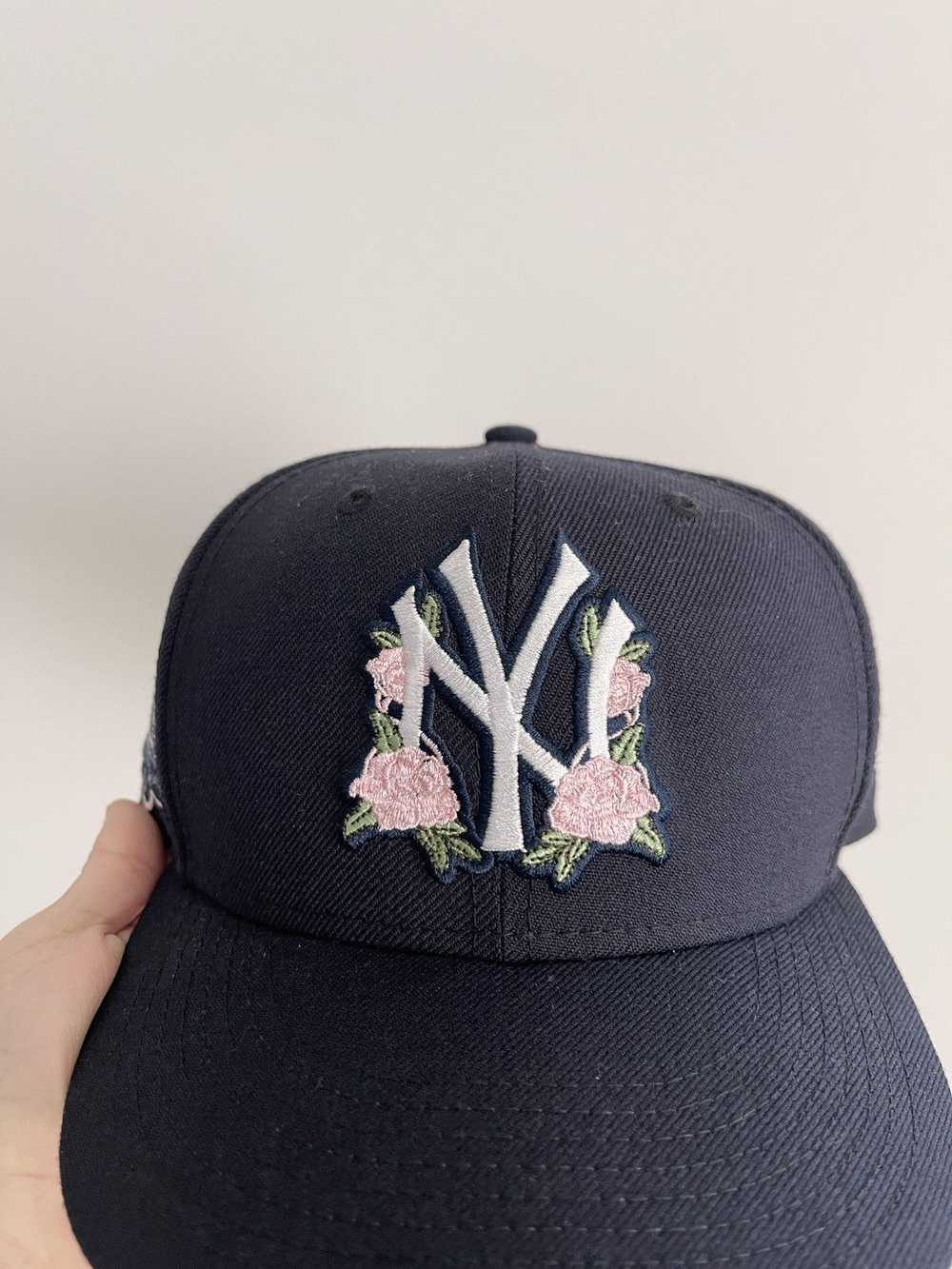 MLB × New Era × Streetwear New York Yankees Flora… - image 2