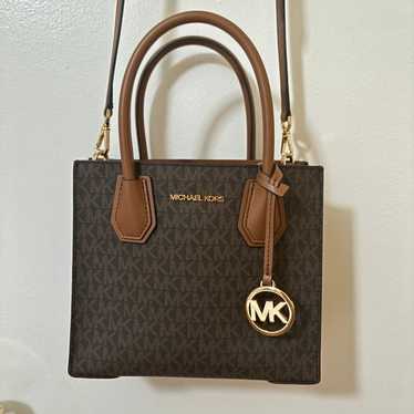 Michael Kors Crossbody Purse