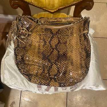 “New” MICHAEL Michael Kors Brown Python Embossed L