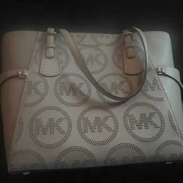 Micheal kors purse - image 1