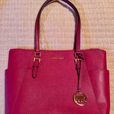 Michael kors hand bag