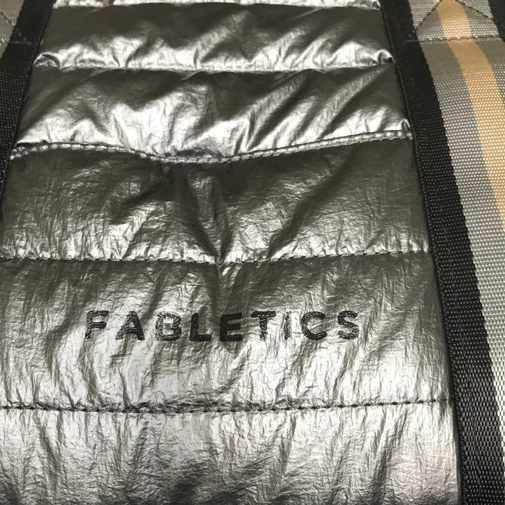 Fabletics puffer quilted nylon weekender large to… - image 2