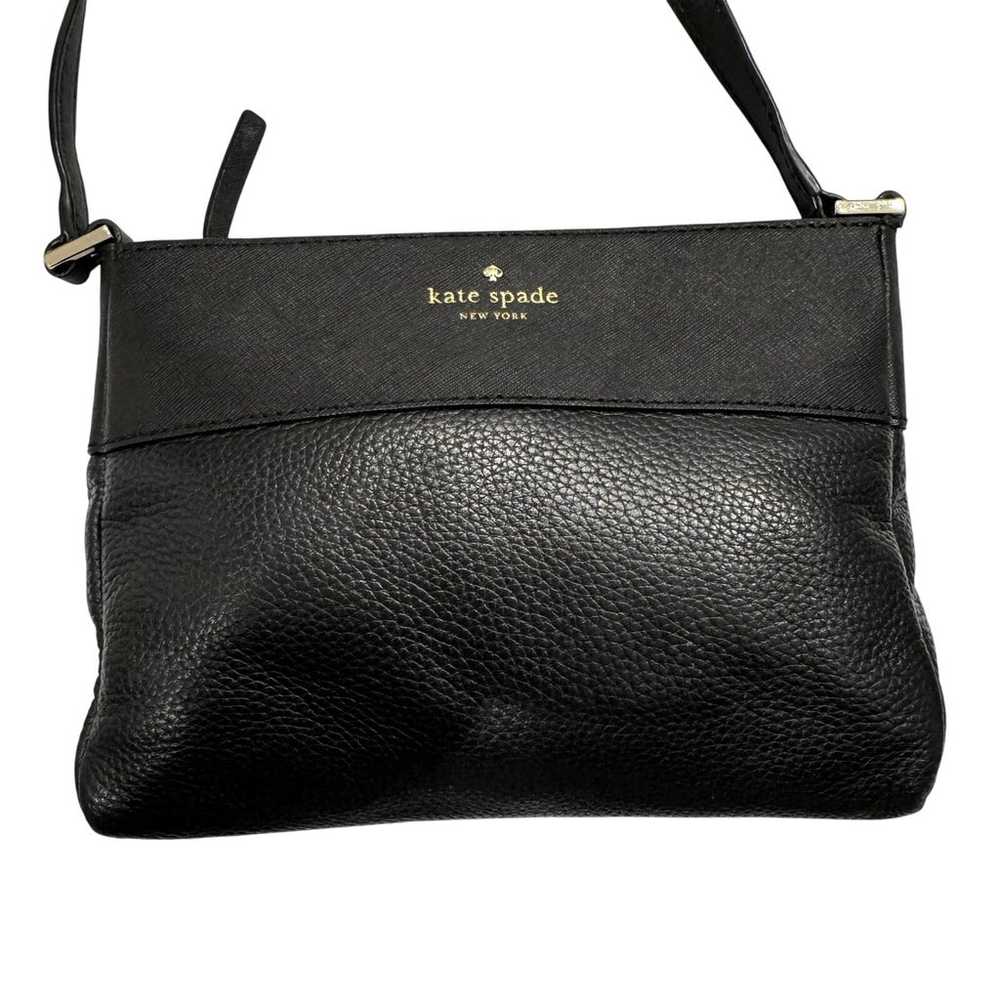 Kate Spade Leather Contrast Crossbody Purse in Bl… - image 3