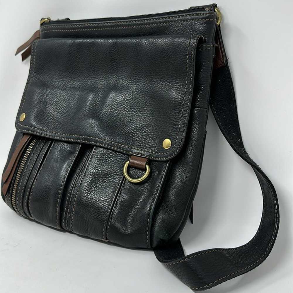 Fossil Morgan Traveler Leather Crossbody Bag - image 3